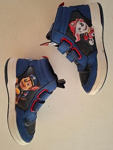 Patike H&M duboke Paw Patrol Čejs i Maršal Veličina 27 ug na lalafo.rs Patike H&M duboke Paw Patrol Čejs i Maršal Veličina 27 ug