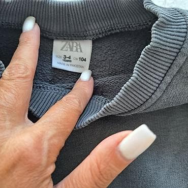 Zara duks za uzrast 3-4god. unisex i kao nov na lalafo.rs — 4 Zara duks za uzrast 3-4god. unisex i kao nov — 4