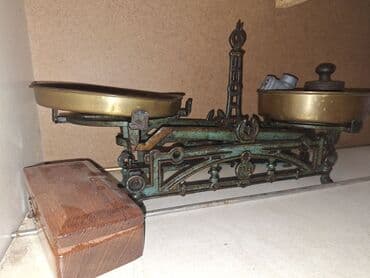 Antikvarna dvokraka vaga sa tegovima - Tip: mehanička balans-vaga sa na lalafo.rs Antikvarna dvokraka vaga sa tegovima - Tip: mehanička balans-vaga sa