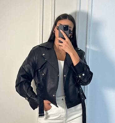 Ε½enska kratka koΕΎna jakna β biker stil - Materijal: eko koΕΎa sa na lalafo.rs Ε½enska kratka koΕΎna jakna β biker stil - Materijal: eko koΕΎa sa