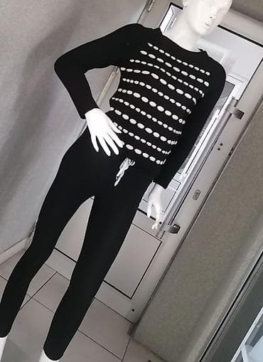 Crni ženski džemper sa dugim rukavima i okruglim izrezom, ukrašen na lalafo.rs — 3 Crni ženski džemper sa dugim rukavima i okruglim izrezom, ukrašen — 3