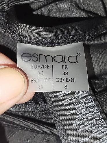 Esmara crni jednodelni kupaci kostim./novo
Vel.36 na lalafo.rs — 4 Esmara crni jednodelni kupaci kostim./novo
Vel.36 — 4