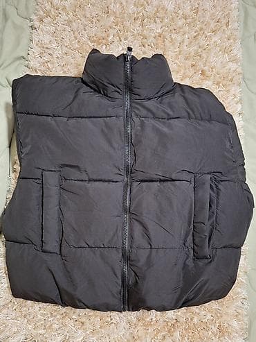 H&M Divided – crna pufnasta jakna - Model: klasična puffer jakna na lalafo.rs — 2 H&M Divided – crna pufnasta jakna - Model: klasična puffer jakna — 2