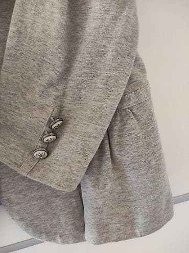 Women's Clothing: Siv pamucan blejzer. Kao nov. Dužina 58, poluobim pazuh pazuh 52 at lalafo.rs — 3 Women's Clothing: Siv pamucan blejzer. Kao nov. Dužina 58, poluobim pazuh pazuh 52 — 3