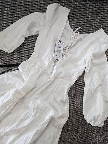 Reserved haljina sa etiketom. Kupljena prosle godine, u nadi da cu je na lalafo.rs — 1 Reserved haljina sa etiketom. Kupljena prosle godine, u nadi da cu je — 1