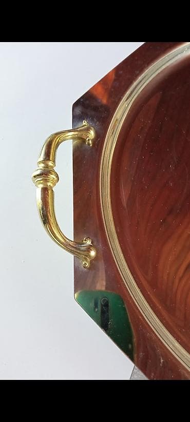 Prelep kvalitetan korišćen posluzavnik na lalafo.rs — 3 Prelep kvalitetan korišćen posluzavnik — 3