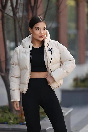 Ženska kratka puf jakna sa kapuljačom - Model: kratka, topla puf na lalafo.rs — 2 Ženska kratka puf jakna sa kapuljačom - Model: kratka, topla puf — 2