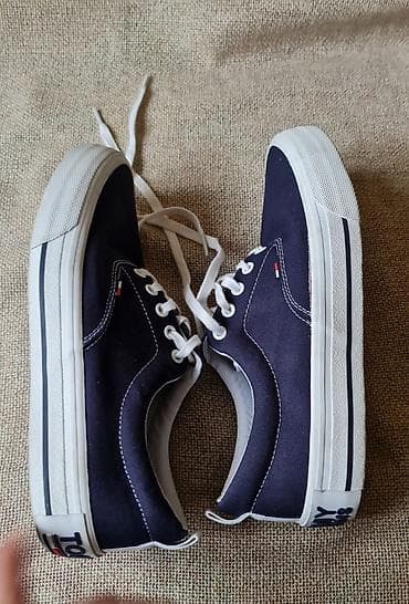 TOMMY JEANS platnene patike - Model: niskoprofilne, klasičan „canvas” na lalafo.rs — 5 TOMMY JEANS platnene patike - Model: niskoprofilne, klasičan „canvas” — 5