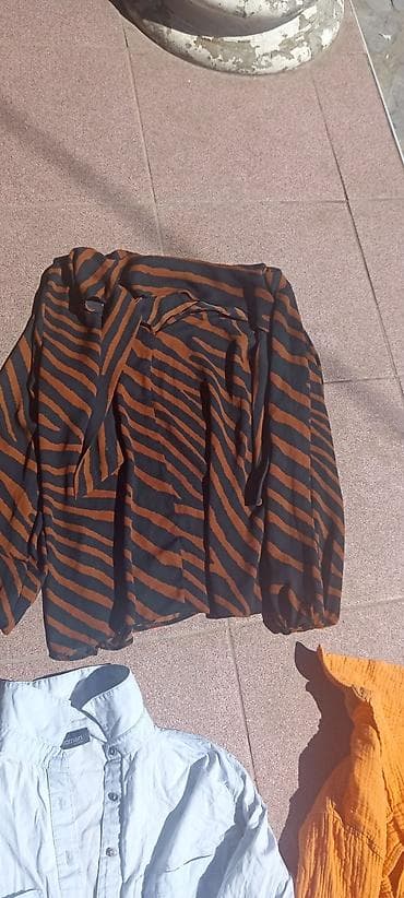 dve suknje po: Lot ženskih košulja – 4 komada - Svetloplava pamučna košulja sa at lalafo.rs — 5 dve suknje po: Lot ženskih košulja – 4 komada - Svetloplava pamučna košulja sa — 5