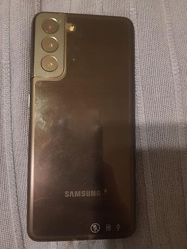 Samsung Galaxy S21 model, Phantom Grey boja. U odličnom stanju, kao da na lalafo.rs — 3 Samsung Galaxy S21 model, Phantom Grey boja. U odličnom stanju, kao da — 3