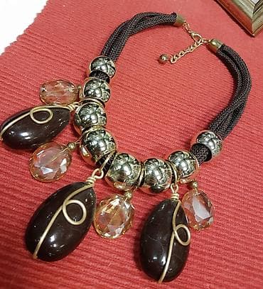 Potpuno nova ogrlica
Crno i zlatno
Veoma efektna na lalafo.rs — 2 Potpuno nova ogrlica
Crno i zlatno
Veoma efektna — 2