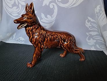 Figura nova glazirana iz 70ih. Figura,perfektna,sve na njoj na lalafo.rs Figura nova glazirana iz 70ih. Figura,perfektna,sve na njoj