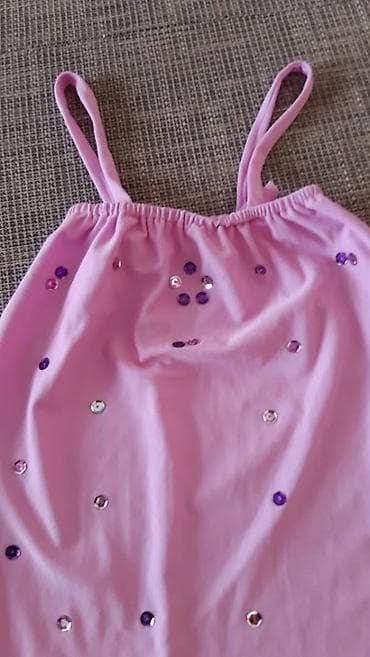 Dečija haljinica na bretele, roze boje, ukrašena sjajnim šljokicama u na lalafo.rs — 2 Dečija haljinica na bretele, roze boje, ukrašena sjajnim šljokicama u — 2