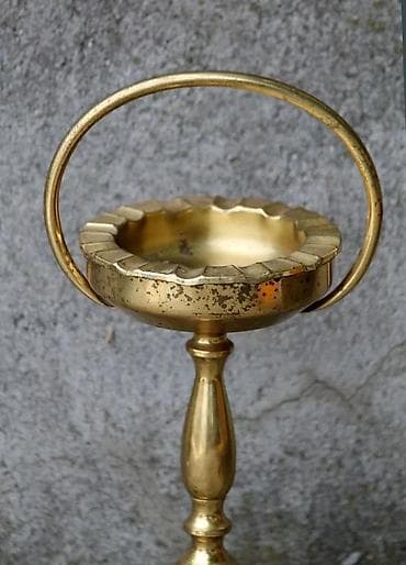 kom sa etiketom: Vintage Visoke Luksuzne Mesingane Stojeće pepeljare Art Deco at lalafo.rs — 3 kom sa etiketom: Vintage Visoke Luksuzne Mesingane Stojeće pepeljare Art Deco — 3