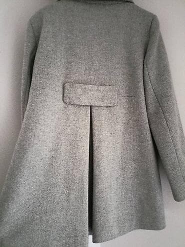 Zenski sivi kaput. Veličina 40. Materijal - poliester. Urađeno at lalafo.rs — 5 Zenski sivi kaput. Veličina 40. Materijal - poliester. Urađeno — 5