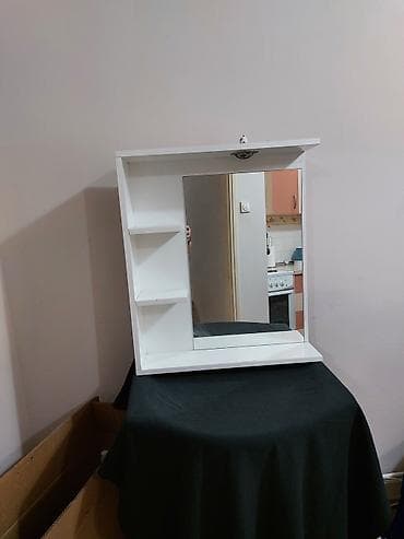 OGLEDALO sa policama i osvetljenjem za kupatilo veoma lep dizajn sa na lalafo.rs — 3 OGLEDALO sa policama i osvetljenjem za kupatilo veoma lep dizajn sa — 3