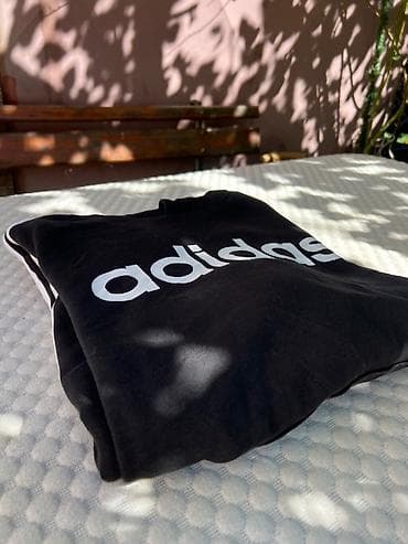 Adidas duks+ North Face majica zajedno za 2900rsd Veličina he XL na lalafo.rs — 2 Adidas duks+ North Face majica zajedno za 2900rsd Veličina he XL — 2