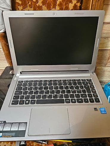 Laptop u korektnom stanju lepo radi baterija mrtva uz njega punjac na lalafo.rs — 1 Laptop u korektnom stanju lepo radi baterija mrtva uz njega punjac — 1