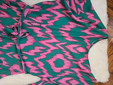 Tunika/haljina
Vel.L/Xl
saljem mere na lalafo.rs — 2 Tunika/haljina
Vel.L/Xl
saljem mere — 2