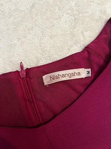 dve suknje po: Elegantna haljina u jarko pink/fuksija boji - Kroj: fit-and-flare na lalafo.rs — 6 dve suknje po: Elegantna haljina u jarko pink/fuksija boji - Kroj: fit-and-flare — 6