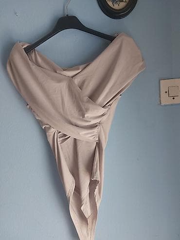 Lot ženske odeće – 4 komada 1) Duga haljina, bež/nude ton - Dugi na lalafo.rs — 10 Lot ženske odeće – 4 komada 1) Duga haljina, bež/nude ton - Dugi — 10