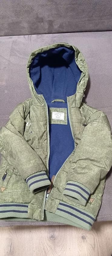 Beba kids jakna u broju 4-5 ocuvana,maslinasto zelena na lalafo.rs — 4 Beba kids jakna u broju 4-5 ocuvana,maslinasto zelena — 4