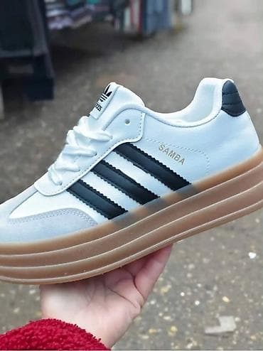 Samba patike
Dostupni brojevi od 36-41 na lalafo.rs Samba patike
Dostupni brojevi od 36-41