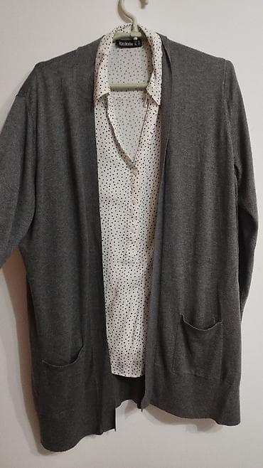 Women's Sweaters, Cardigans: F&F tanji kardigan u sivoj boji.
Pogledajte i ostale moje oglase at lalafo.rs — 5 Women's Sweaters, Cardigans: F&F tanji kardigan u sivoj boji.
Pogledajte i ostale moje oglase — 5