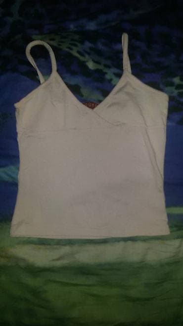 Na prodaju kratka svetlo roza majica na bretele, S veličina, stanje at lalafo.rs Na prodaju kratka svetlo roza majica na bretele, S veličina, stanje