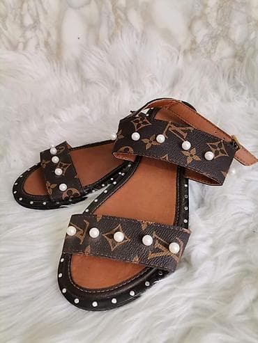 Sandale 2200
Kompleti 3500 na lalafo.rs — 3 Sandale 2200
Kompleti 3500 — 3