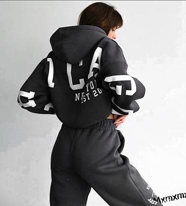 Women's Sweatsuits: Komplet trenerka
3500 dinara
sdpt at lalafo.rs — 3 Women's Sweatsuits: Komplet trenerka
3500 dinara
sdpt — 3