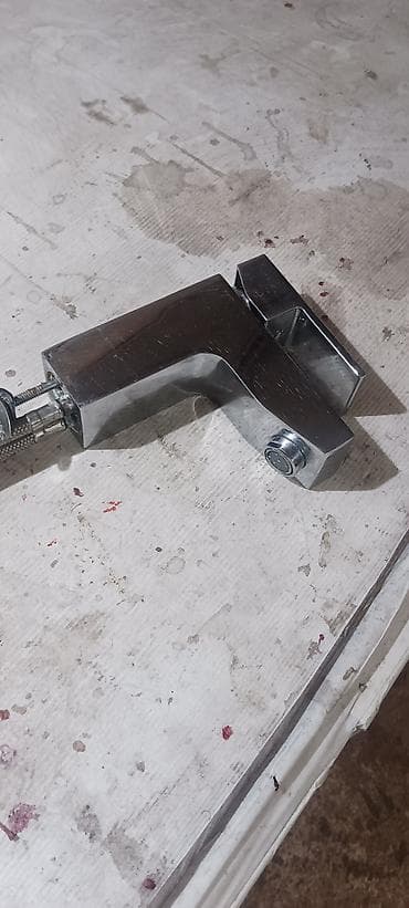 cista koza broj: Jednoručna slavina za lavabo – modernog kvadratnog dizajna, hrom na lalafo.rs — 4 cista koza broj: Jednoručna slavina za lavabo – modernog kvadratnog dizajna, hrom — 4