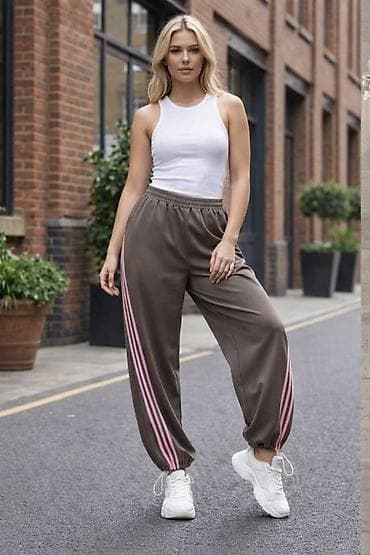 Trousers: 03. L. Donji deo 2.800 dinara at lalafo.rs — 3 Trousers: 03. L. Donji deo 2.800 dinara — 3