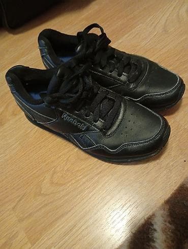 Reebok klasične kožne patike – crne - Model sa pertlama, diskretan na lalafo.rs — 4 Reebok klasične kožne patike – crne - Model sa pertlama, diskretan — 4