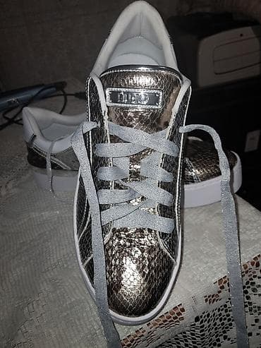 Patike nove 41 Liujo marka. olginal na lalafo.rs — 1 Patike nove 41 Liujo marka. olginal — 1