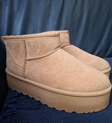 Uggs 39.5, color - Brown at lalafo.rs — 1 Uggs 39.5, color - Brown — 1