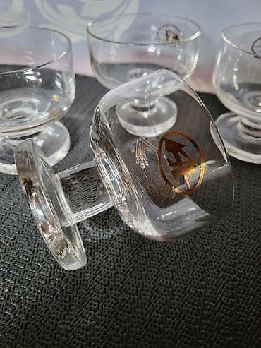 Case za poslastice duvano kristalno staklo 1960g+. Case za na lalafo.rs — 10 Case za poslastice duvano kristalno staklo 1960g+. Case za — 10