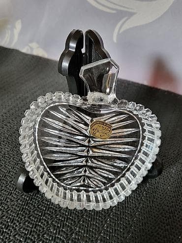 Other Home Decor: Pepeljara nova kristal Bohemija 70te. Sve na pepeljari odsjaj od at lalafo.rs — 4 Other Home Decor: Pepeljara nova kristal Bohemija 70te. Sve na pepeljari odsjaj od — 4