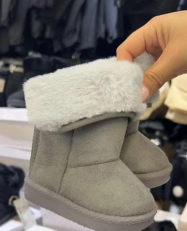 Dečje cizmice.Vel 20-35.Cena 2400 din na lalafo.rs — 4 Dečje cizmice.Vel 20-35.Cena 2400 din — 4