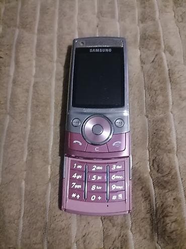 Samsung klizni telefon – klasični model sa numeričkom tastaturom - na lalafo.rs — 2 Samsung klizni telefon – klasični model sa numeričkom tastaturom - — 2