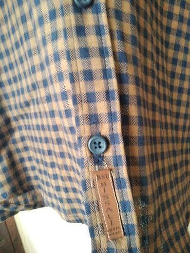 Kosulja vel. M u super stanju na lalafo.rs — 2 Kosulja vel. M u super stanju — 2