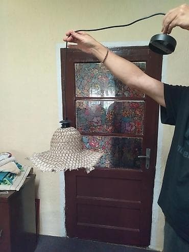 - Unikatna plafonska viseća lampa sa abažurom u obliku šešira od na lalafo.rs — 4 - Unikatna plafonska viseća lampa sa abažurom u obliku šešira od — 4