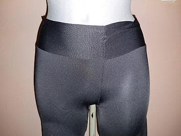 TRIČETVRT TRENERKA Trenerka crne boje, M veličine. Dole ima učkure za na lalafo.rs — 3 TRIČETVRT TRENERKA Trenerka crne boje, M veličine. Dole ima učkure za — 3