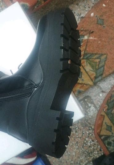 Ženske kožne čizme, crne boje, u kutiji. - Model: gležnjače sa na lalafo.rs — 5 Ženske kožne čizme, crne boje, u kutiji. - Model: gležnjače sa — 5