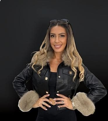 Ženska kratka kožna jakna sa krznom - Materijal: crna (eko) koža sa at lalafo.rs — 1 Ženska kratka kožna jakna sa krznom - Materijal: crna (eko) koža sa — 1