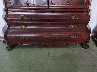 Antique Furniture: Vitrina u odlicnom stanju. Visina 230cm Dubin45cm Sirina 210cm at lalafo.rs — 10 Antique Furniture: Vitrina u odlicnom stanju. Visina 230cm Dubin45cm Sirina 210cm — 10
