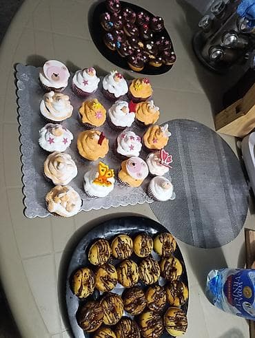 Predstavljamo raznovrstan asortiman mini kolača i slatkiša, idealnih na lalafo.rs — 3 Predstavljamo raznovrstan asortiman mini kolača i slatkiša, idealnih — 3