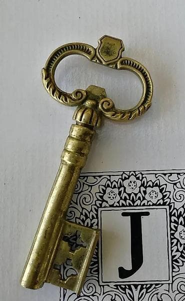 Antiques: Vtg Steiermark masivni mesing veliki otvarač MANASTIRS KLJUČ. Extra at lalafo.rs — 5 Antiques: Vtg Steiermark masivni mesing veliki otvarač MANASTIRS KLJUČ. Extra — 5