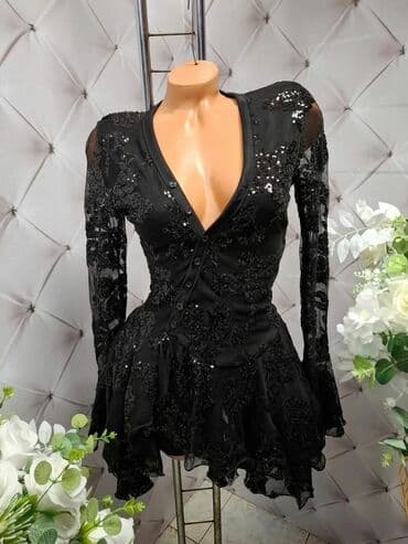 🔥Elegantna crna haljina sa šljokicama i čipkanim detaljima 5300 din na lalafo.rs 🔥Elegantna crna haljina sa šljokicama i čipkanim detaljima 5300 din