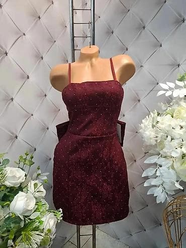 Elegantna mini haljina sa mašnom na leđima - Kroj: pripijena mini na lalafo.rs — 3 Elegantna mini haljina sa mašnom na leđima - Kroj: pripijena mini — 3